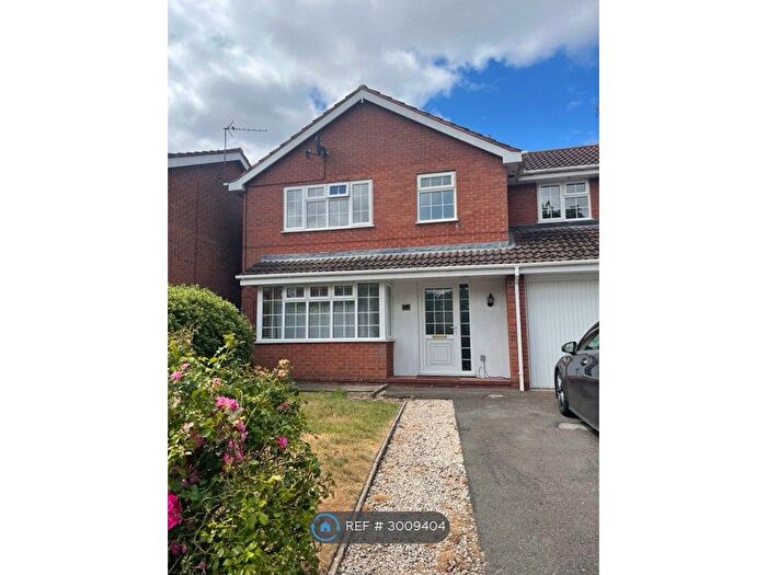 5 Bedroom Detached House To Rent In Smiths Way, Birmingham, B46