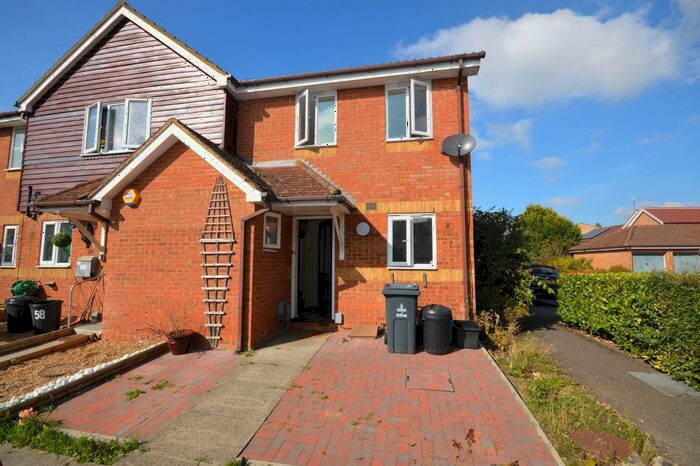 3 Bedroom End Of Terrace House To Rent In Morecambe Close, Stevenage, SG1