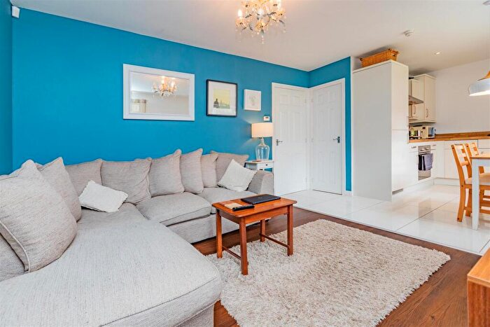2 Bedroom Apartment To Rent In Ward Place, Birmingham, West Midlands, B29