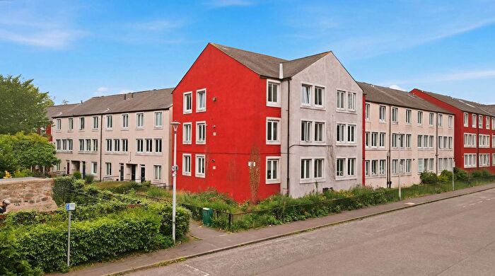 2 Bedroom Flat For Sale In Bedford Street, Stockbridge, Edinburgh, EH4