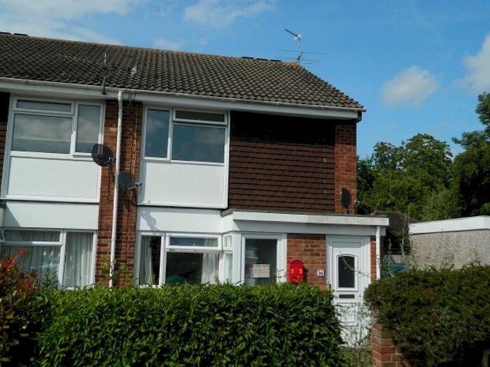 1 Bedroom Maisonette To Rent In Barnsnap Close, Horsham, RH12