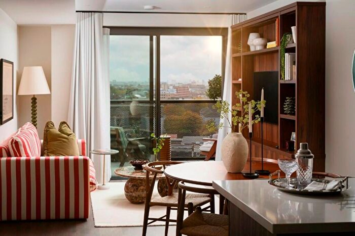 1 Bedroom Flat For Sale In Regent's View, London, E2