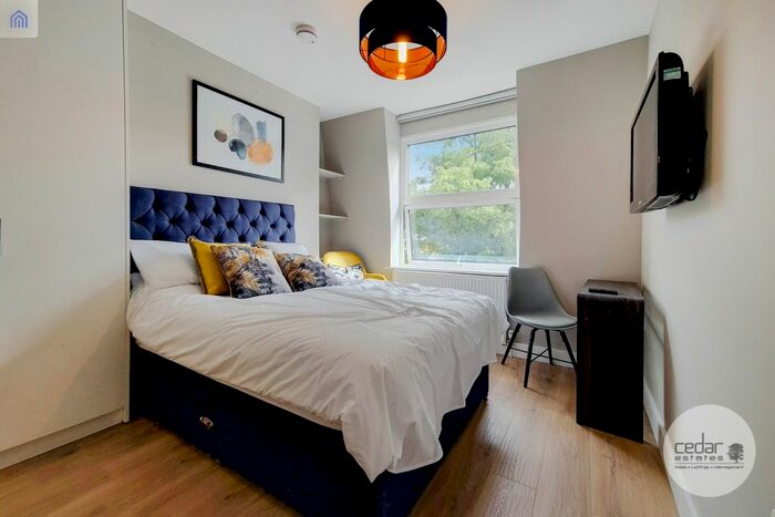 Studio To Rent In Finchley Road, London, NW3