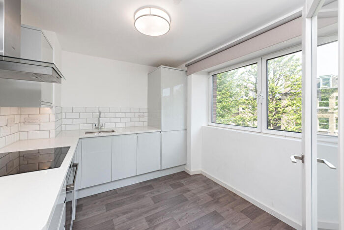 1 Bedroom Apartment To Rent In Eaton Manor, The Drive, East Sussex, BN3