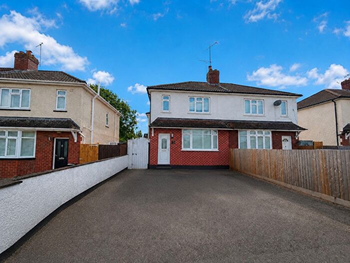 6 Bedroom Semi-Detached House For Sale In Coronation Road, Kingswood, Bristol, BS15