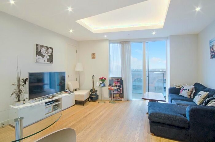 1 Bedroom Flat To Rent In Park Vista Tower, Wapping Lane, E1W