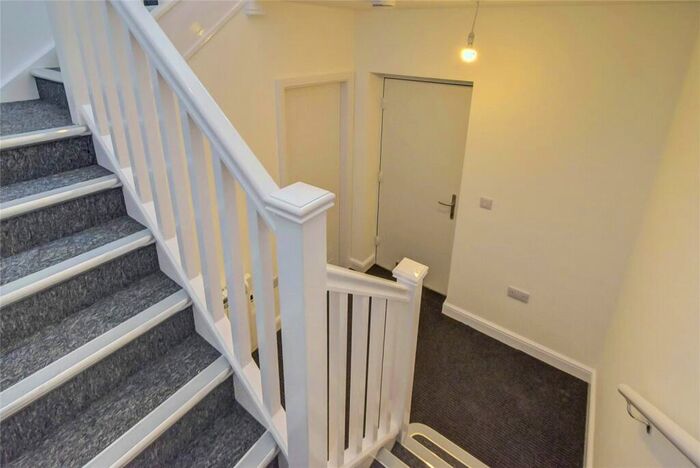 1 Bedroom Flat To Rent In Hallgate, Cottingham, East Yorkshire, HU16