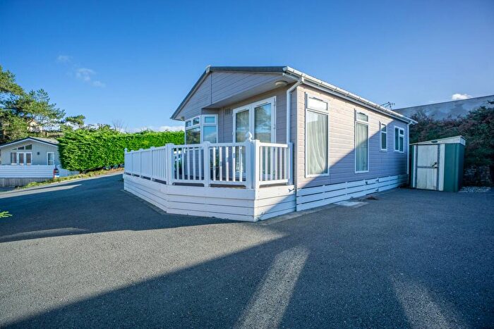 2 Bedroom Park Home For Sale In Abersoch, Pwllheli, LL53