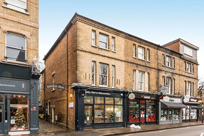 2 Bedroom Flat To Rent In Ridgway, London, SW19