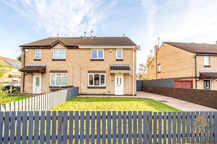 3 Bedroom Semi-Detached House To Rent In Whitby Close, Wollaton, Nottingham, NG8