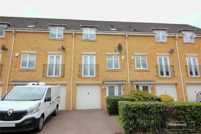 3 Bedroom Terraced House To Rent In Coleridge Way, Borehamwood, Hertfordshire, WD6