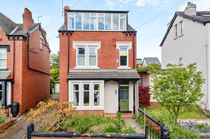 5 Bedroom Detached House For Sale In Gledhow Wood Avenue, Roundhay, Leeds, LS8