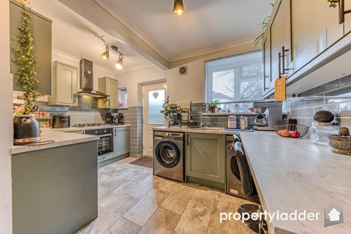 3 Bedroom End Of Terrace House For Sale In Cavell Road, Norwich, NR1