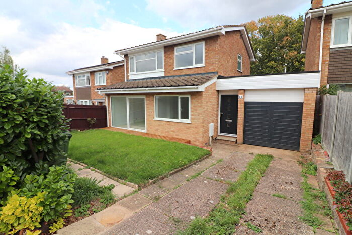 4 Bedroom Detached House For Sale In Hillside Close, Shillington, Herfordshire, SG5