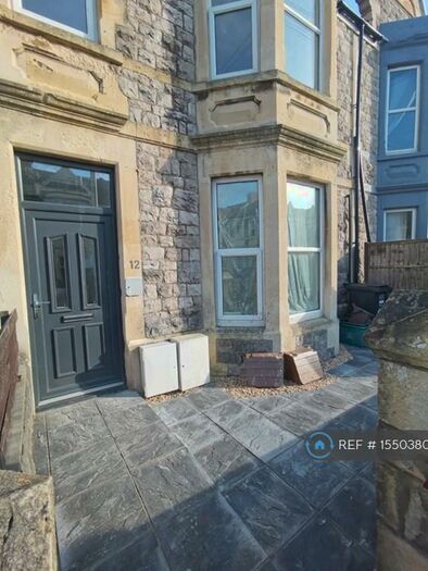 2 Bedroom Flat To Rent In Sunnyside Road, Weston-Super-Mare, BS23