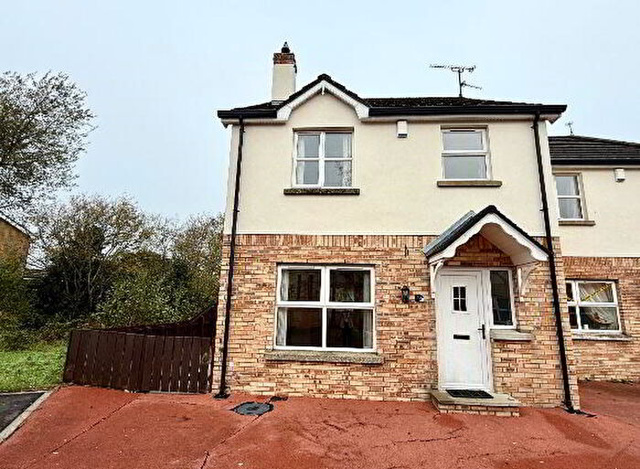 3 Bedroom End Of Terrace House For Sale In Ballycanice Close, Derry, BT47
