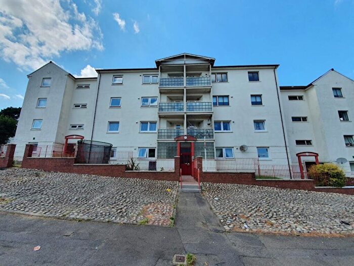 2 Bedroom Flat To Rent In Croftfoot Street, Castlemilk, Glasgow, G45