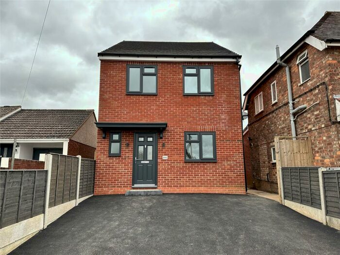 3 Bedroom Detached House To Rent In Weston Lane, Bulkington, Bedworth, Warwickshire, CV12