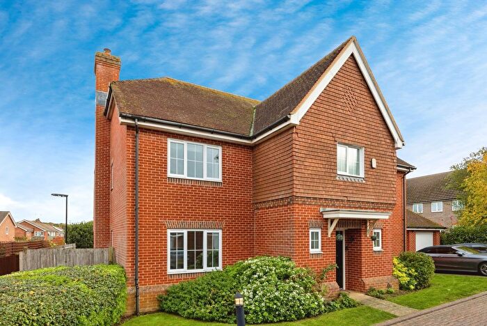 5 Bedroom Detached House For Sale In Knox Road, Guildford, Surrey, GU2