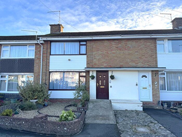 2 Bedroom Terraced House For Sale In Drax Avenue, Northport, Wareham, BH20