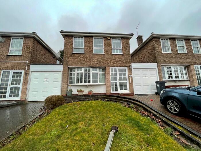 3 Bedroom Detached House To Rent In Oliver Road, Ladywood, Birmingham, B16