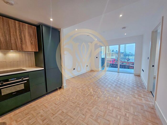 1 Bedroom Apartment To Rent In Munstead Apartments, Danvers Avenue, London, SW11