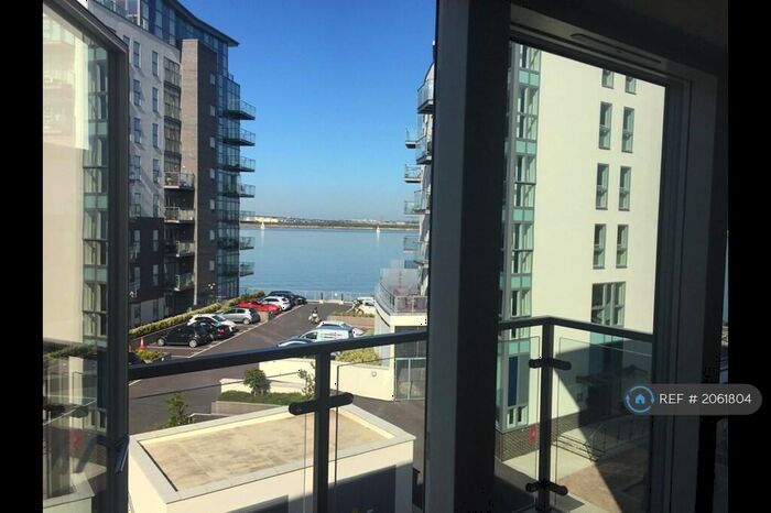 1 Bedroom Flat To Rent In Wainwright Avenue, Greenhithe, DA9