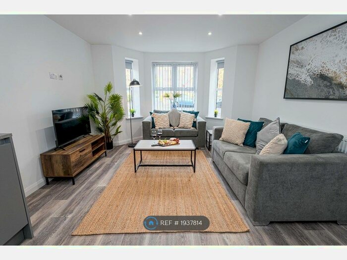 2 Bedroom Flat To Rent In Florence Road, Bournemouth, BH5