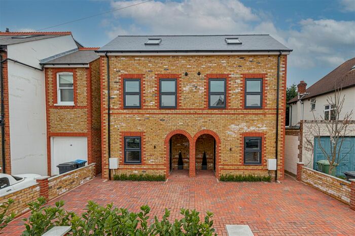 3 Bedroom Semi-Detached House To Rent In Douglas Road, Surbiton, KT6