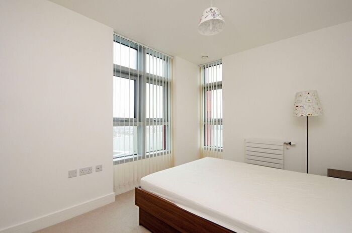 2 Bedroom Flat To Rent In Vermillion, Canning Town, London, E16