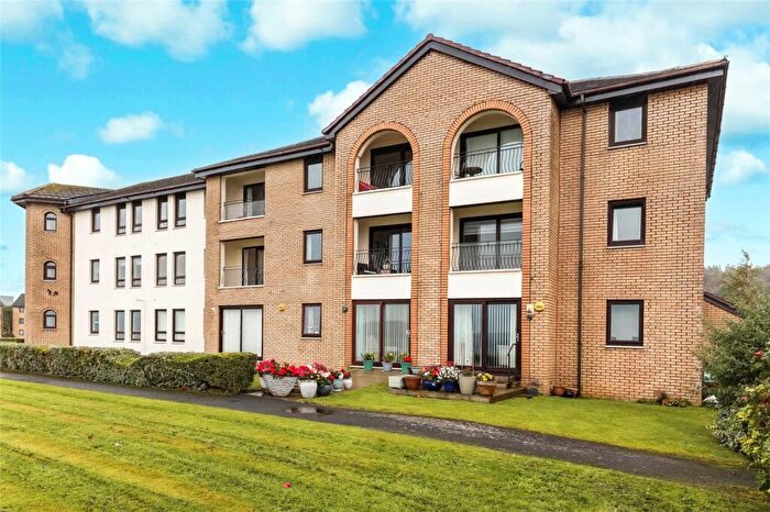 2 Bedroom Flat For Sale In Battery Park Drive, Greenock, Inverclyde, PA16