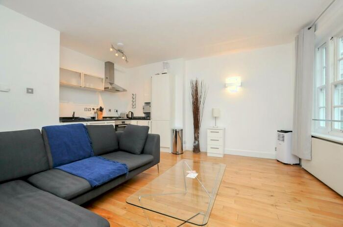 1 Bedroom Flat To Rent In Cowcross Street, Clerkenwell, EC1M