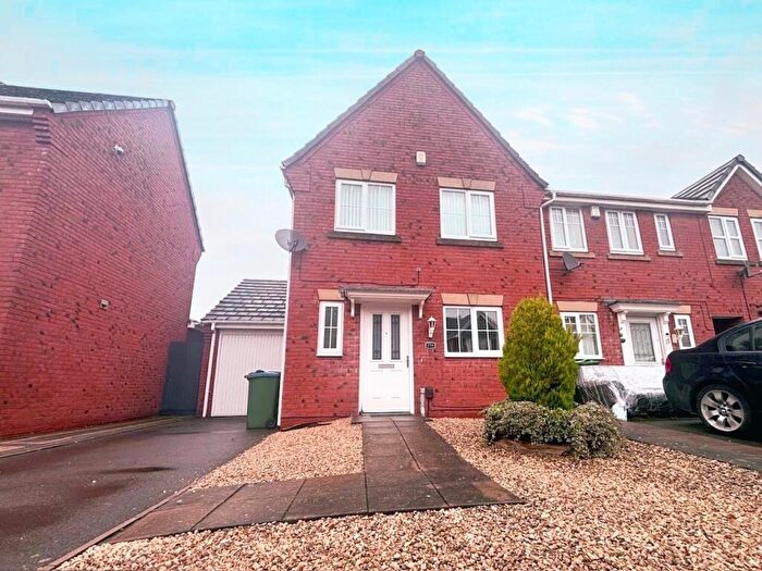 3 Bedroom House To Rent In York Crescent, West Bromwich, B70