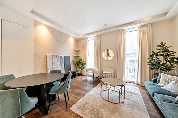 2 Bedroom Flat To Rent In Baker Street Marylebone, NW1