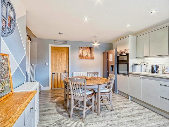 3 Bedroom Detached House For Sale In Cavendish Street North, Old Whittington, Chesterfield, Derbyshire, S41