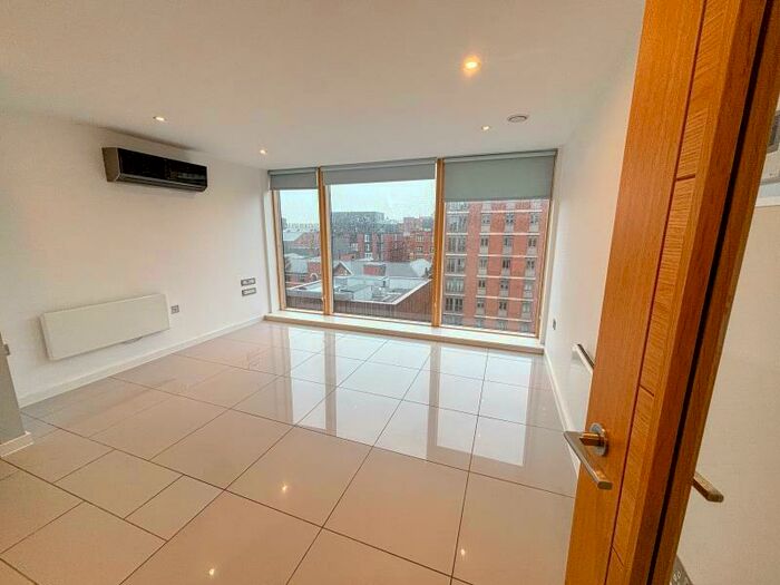 2 Bedroom Apartment To Rent In Apt . :: Ice Plant, M4