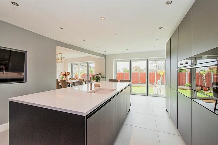 6 Bedroom Detached House For Sale In Hall Lane, Ledston, Castleford, WF10