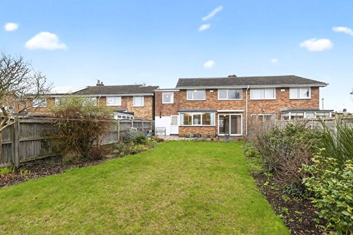 4 Bedroom Semi-Detached House For Sale In Deramore Drive, York, YO10