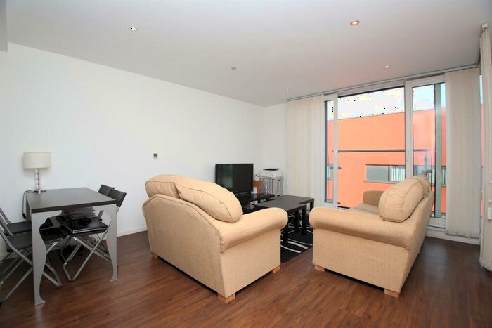 1 Bedroom Apartment To Rent In The Oxygen Apartments, Royal Victoria Dock, E16