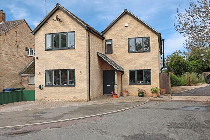 4 Bedroom Detached House For Sale In Bush Close, Comberton, Cambridge, CB23