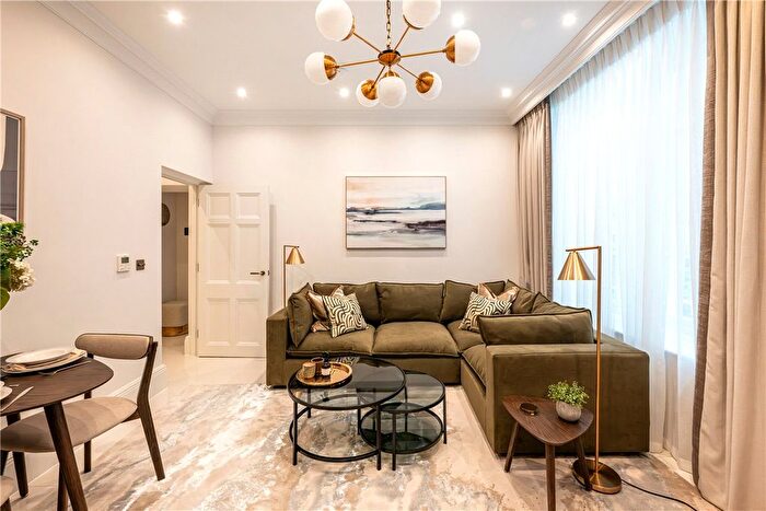 1 Bedroom Flat To Rent In Stratton Street, London, W1J