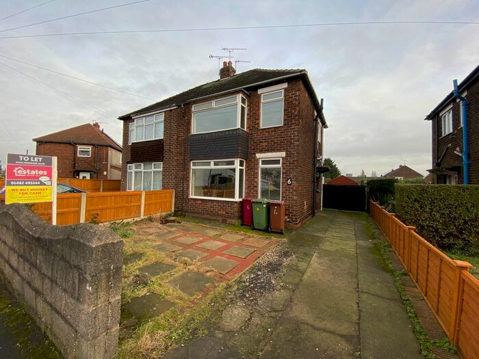 3 Bedroom Semi-Detached House To Rent In Warley Road, Scunthorpe, DN16