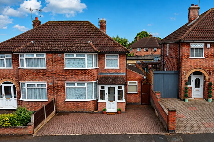 3 Bedroom Semi Detached House For Sale In Edenhurst Avenue, Braunstone Town, Leicester, Leicestershire, LE3