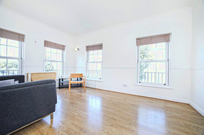 2 Bedroom Flat To Rent In Elizabeth Square, Rotherhithe, London, SE16