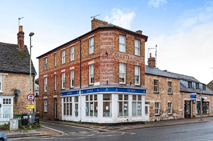 4 Bedroom Flat For Sale In High Street, Witney, OX28