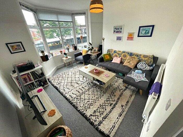 3 Bedroom Apartment To Rent In Barlow Moor Road, Chorlton, Manchester, M21