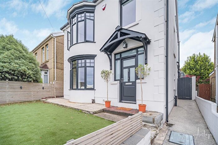 3 Bedroom Detached House For Sale In Carmel Road, Winch Wen, Swansea, SA1