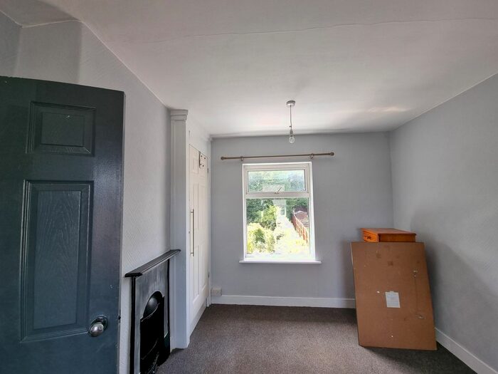 2 Bedroom Semi-Detached House To Rent In Browning Road, Sheffield, S6