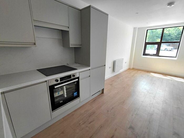 1 Bedroom Flat To Rent In Bay View, Wraik Hill, Whitstable, Kent, CT5