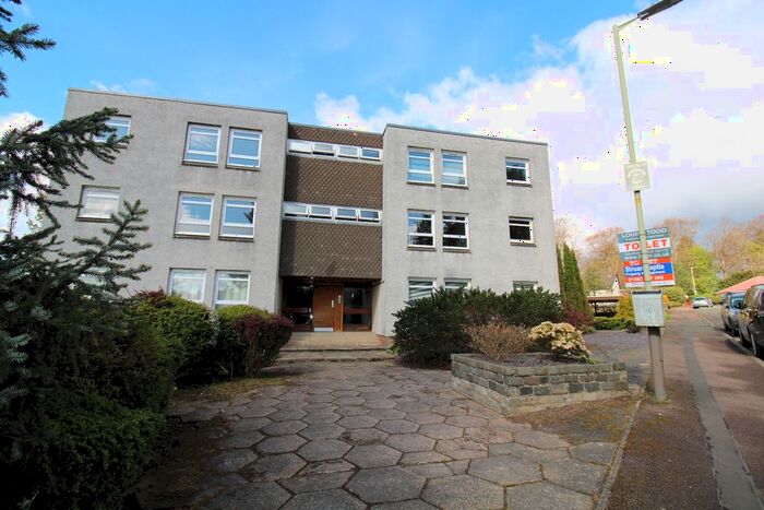 2 Bedroom Flat To Rent In Hazel Drive, West End, Dundee, DD2